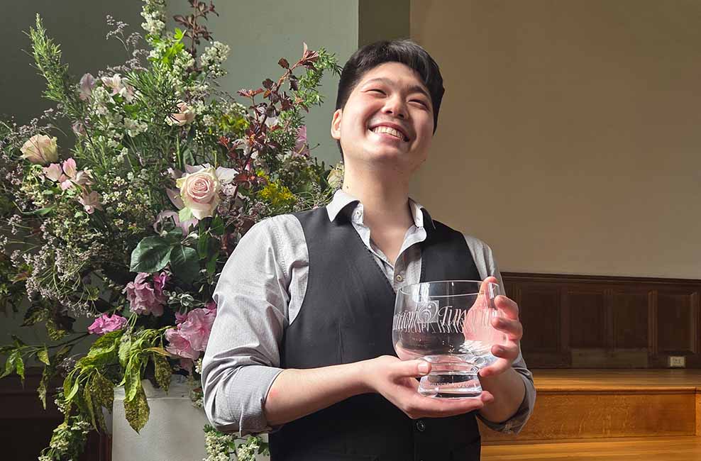 HMTM-Student Naoe Sasaki mit seinem »Overall-Preis«