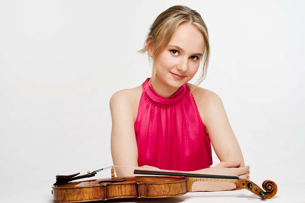 HMTM-Studentin Valerie Steenken ist neue Konzertmeisterin des Spanischen Nationalorchesters.